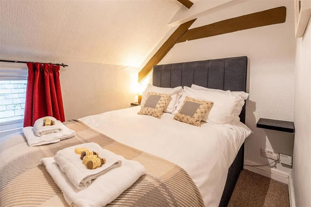 Apartment On Watergate Street By Cheshire Escapes Chester